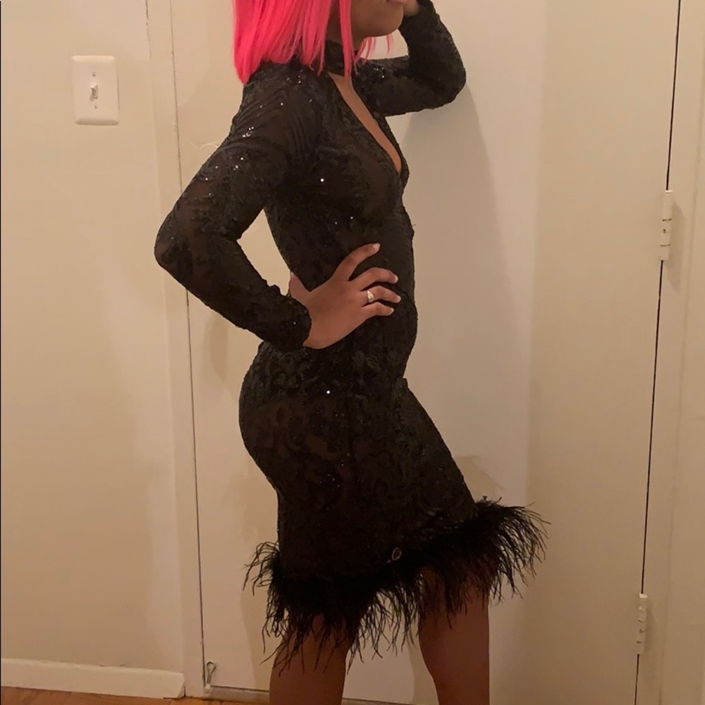 Dress - Picture 2 of 2